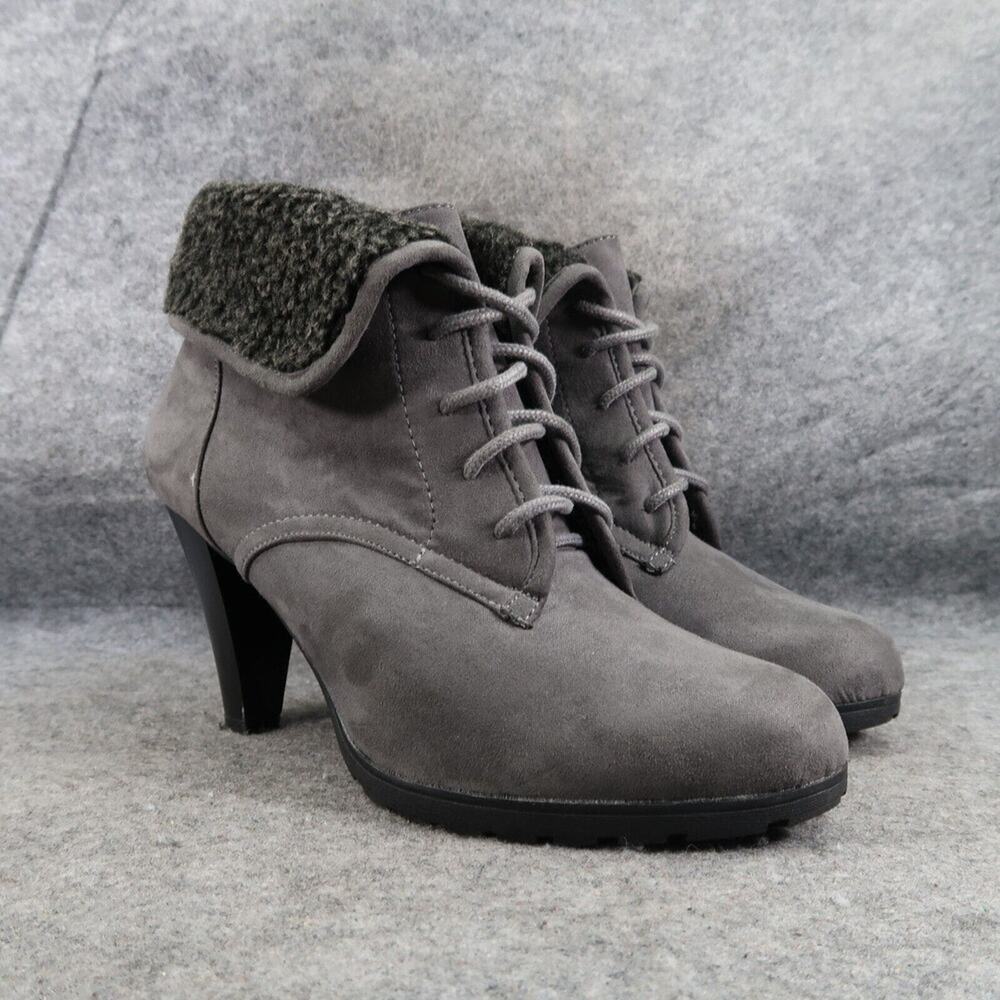 White Mt Shoes Womens 9 Bootie Fashion Lace Up Heel Ankle Boots Faux Fur Classic